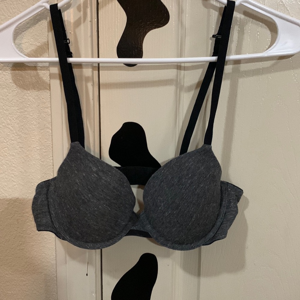 Size 34A grey and black bra
